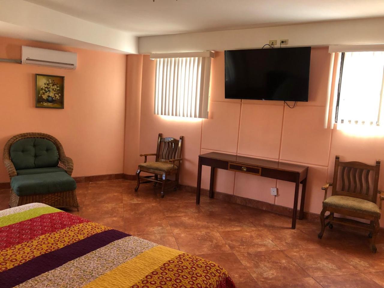 Hotel Sevilla Tijuana Eksteriør bilde