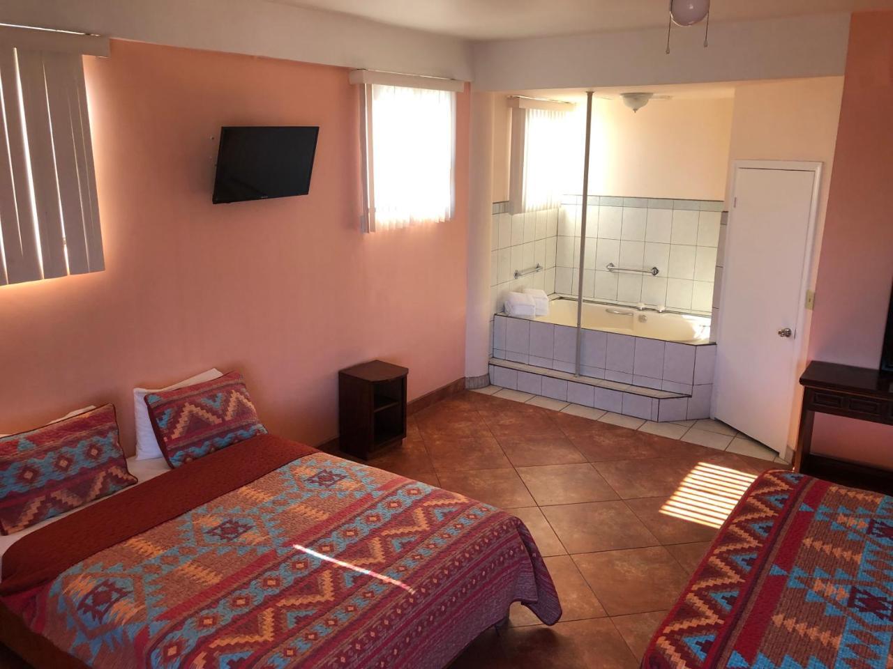 Hotel Sevilla Tijuana Eksteriør bilde