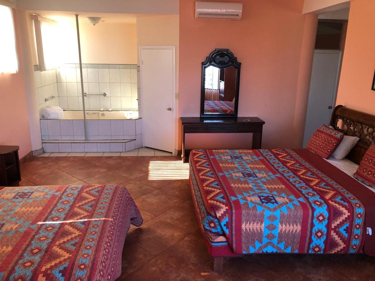 Hotel Sevilla Tijuana Eksteriør bilde